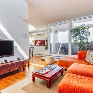 Apartment Brand New Central Beatrice D'este, Milan